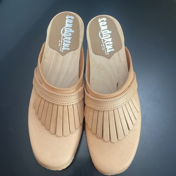 Sandgrens Venice Ecru Fringed Mules Clogs Size 39 US 8/8.5 - Picture 4 of 16